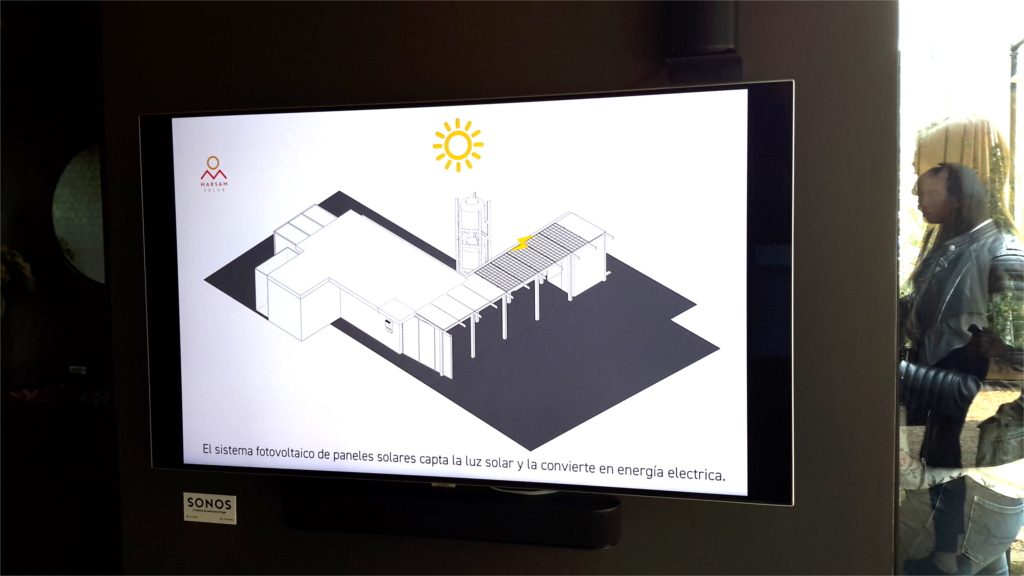 Sistema de paneles solares para la minivivienda sustentable