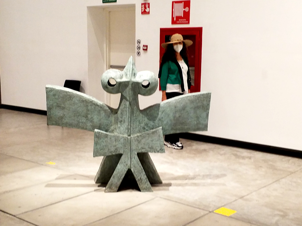 Pajaro. Escultura. Juan Soriano