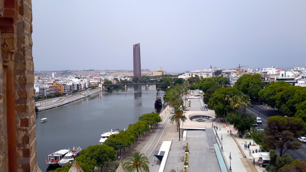 Vista desde la terraza de la Torre del Oro