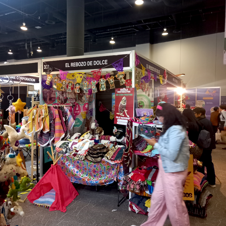 stand de los productos El Rebozo de Dolce
