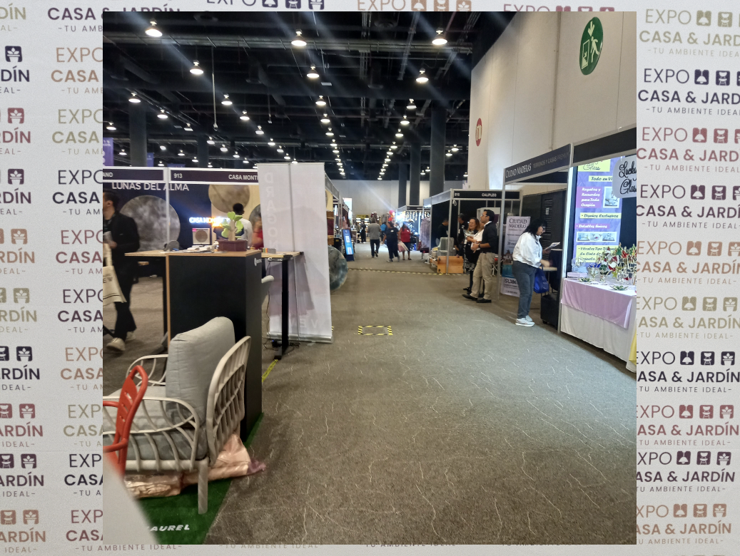 Pasillo de la Expo Casa y Jardín